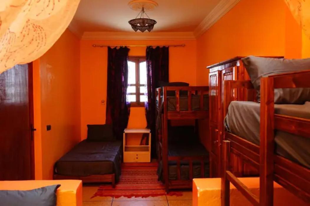 Emallayan Hostel Імсуане Екстер'єр фото