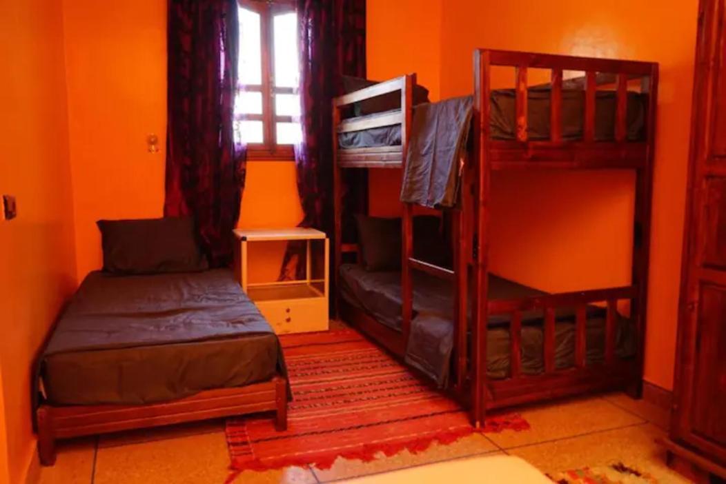 Emallayan Hostel Імсуане Екстер'єр фото