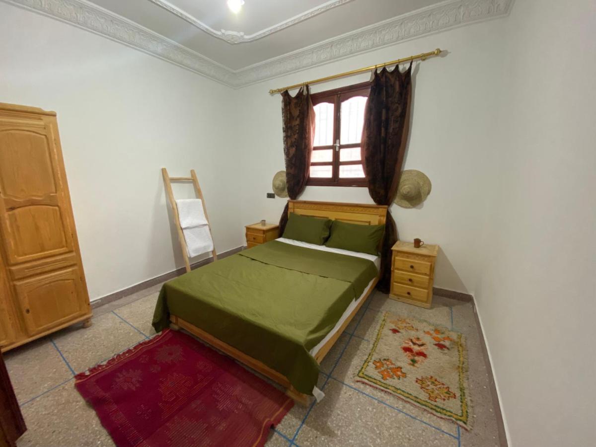 Emallayan Hostel Імсуане Екстер'єр фото