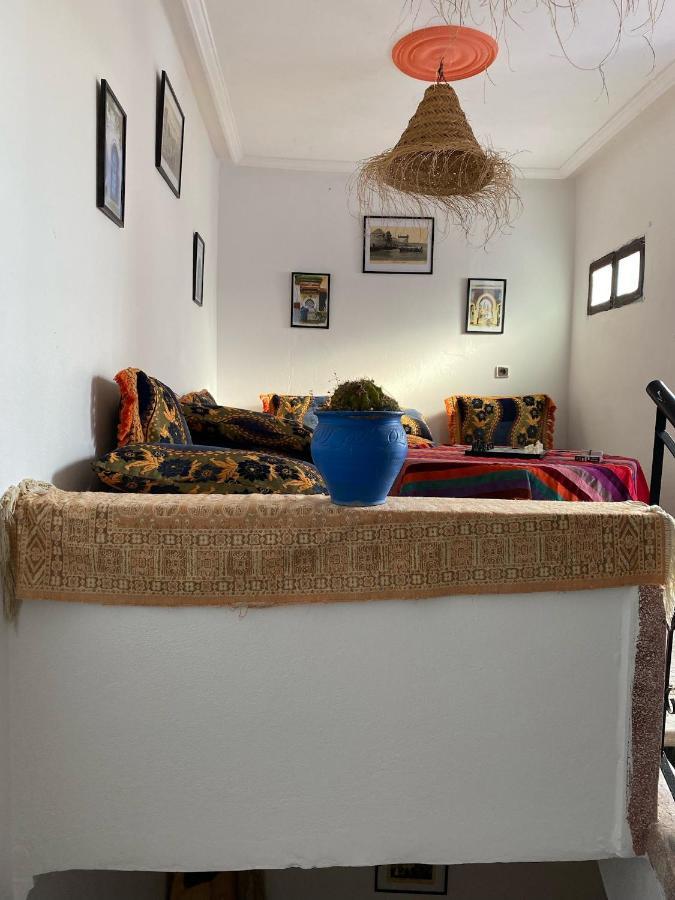 Emallayan Hostel Імсуане Екстер'єр фото